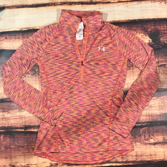 Under Armour Tops - Under Armour All season Gear Workout Pullover Top